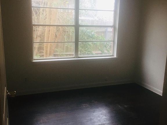 3rd image of 2830 Wuthering Heights Dr