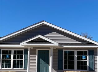 212 Whispering Pines Rd, Jesup, GA 31545