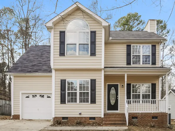 909 Lotus Ln, Wake Forest, NC 27587