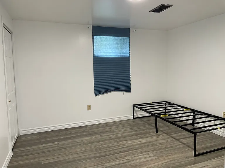 1092 Fennell Ave E #2 — Photo 5