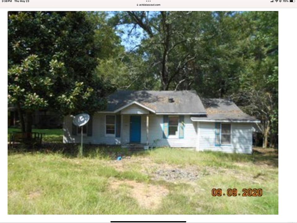 1st image of 391 E Willis Ave
