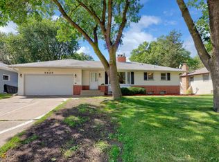 5825 June Ave N, Brooklyn Center, MN 55429