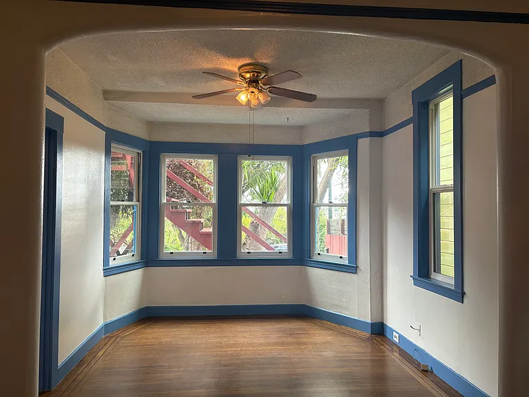 440 Holladay Ave — Photo 4