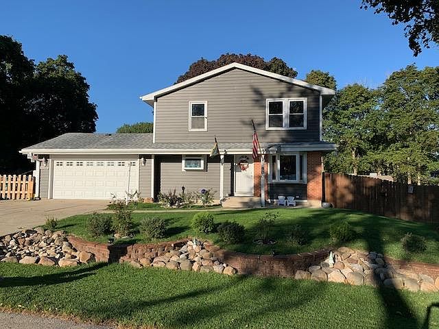 1st image of 3400 Southwood Dr