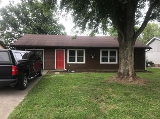 208 Jodie Ln, Wilmington, OH 45177