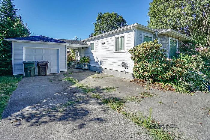 1st image of 2683 Ocean Beach Hwy
