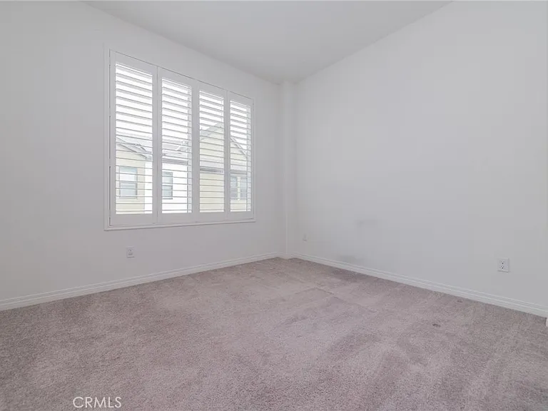 142 Sawbuck — Photo 22