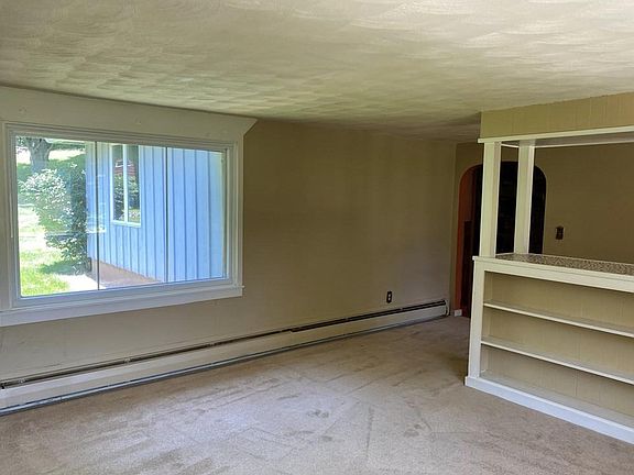 3rd image of 6554 Woodchuck Hill Rd