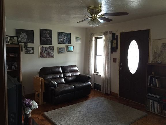 Entrance to living room