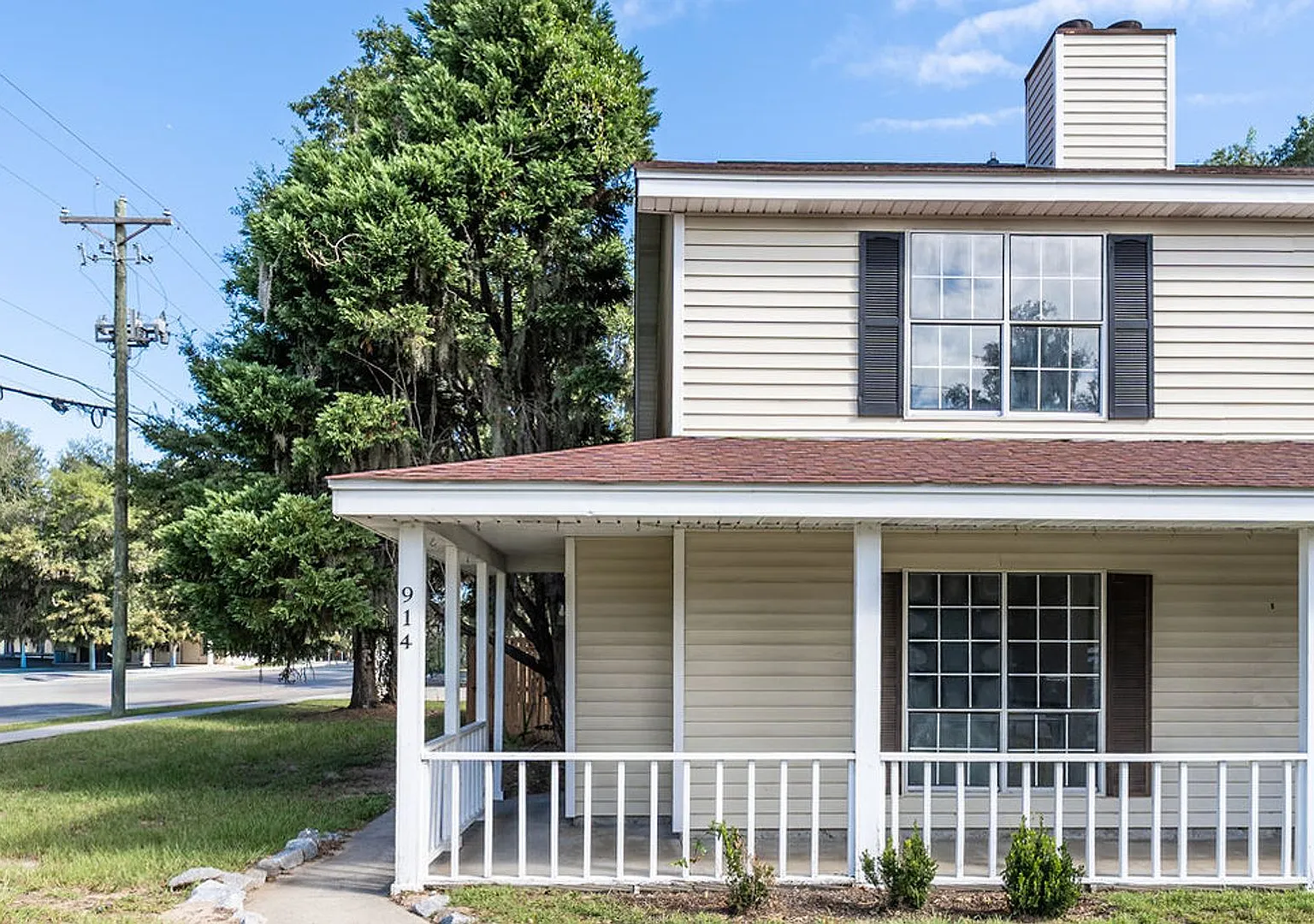 Beautifully Renovated Home in the Heart of Port Royal Walk to Everything! — Photo 2