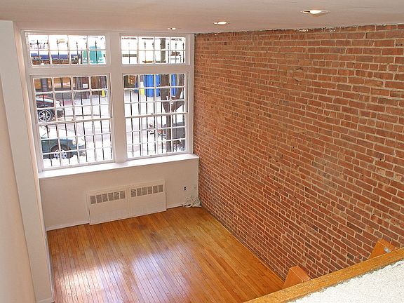 2nd image of 304 E 92nd St APT 1E