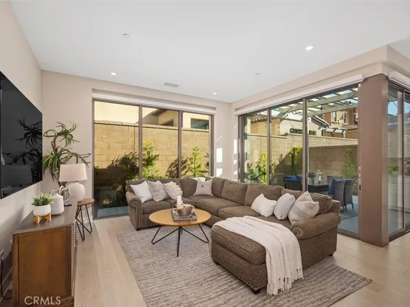 119 White Jasmine, Irvine, CA 92618