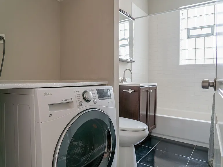4401 N Mozart St #3 — Photo 9