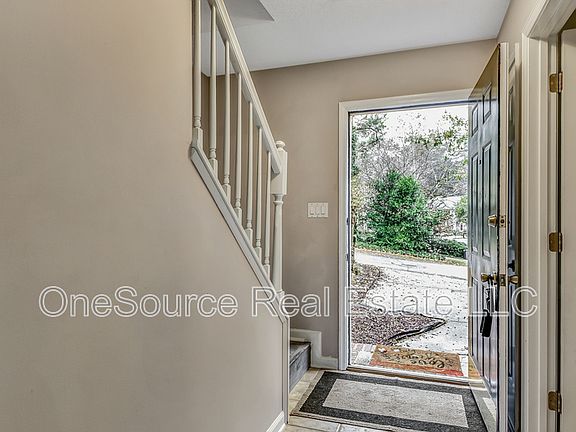 3rd image of 1702 Twin Brooks Dr SE
