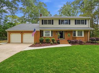 3913 Regal Ct, Virginia Beach, VA 23452