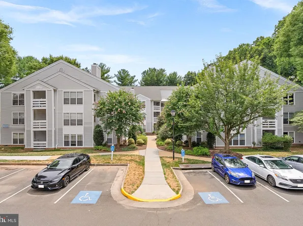10303 Appalachian Cir #9303, Oakton, VA 22124