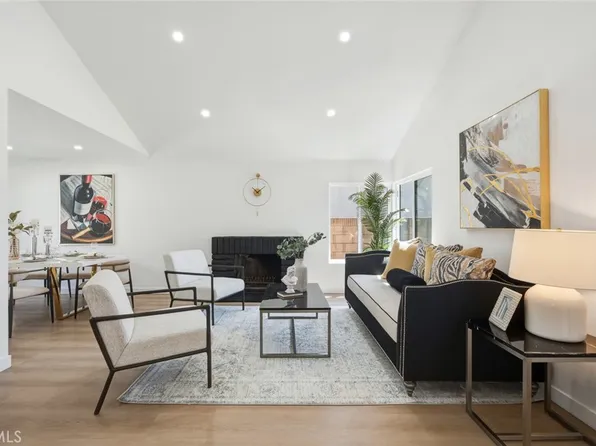 7666 E Paseo Laredo, Anaheim, CA 92808