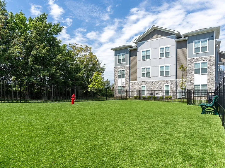 Citrine Apartments — Photo 45
