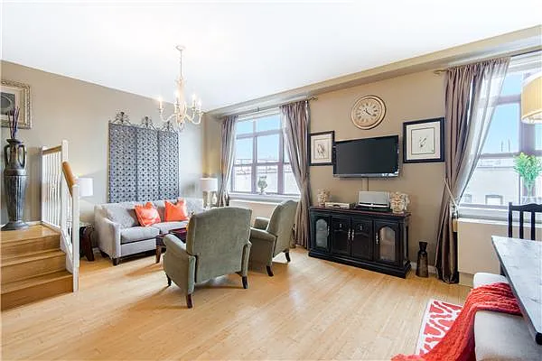 Sold by (Legacy) Elegran | media 16