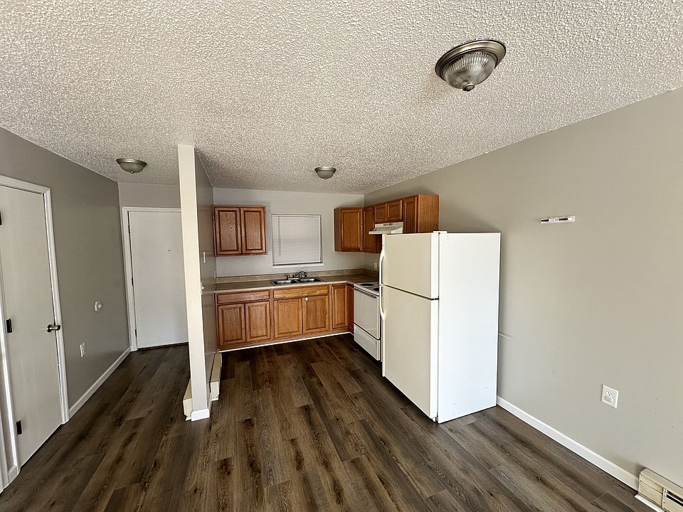 1st image of 1436 W Mill St #119