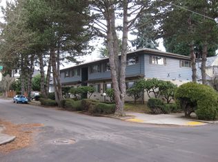 1408 NE 24th Ave, Portland, OR 97232