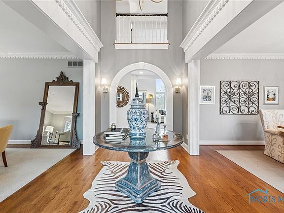 3rd image of 26442 Carrington Blvd