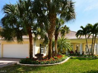 3940 Upolo Ln, Naples, FL 34119