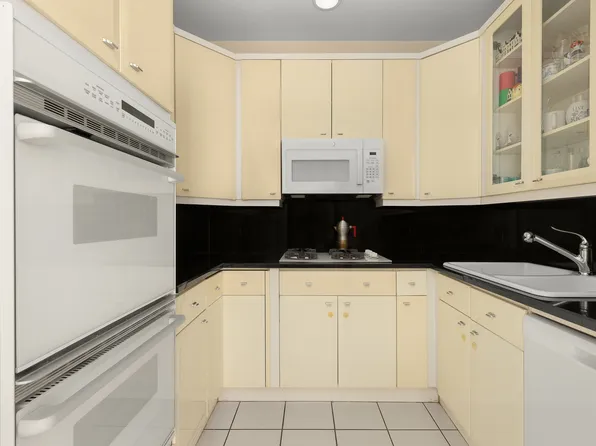 1 Central Park West image 9 of 10