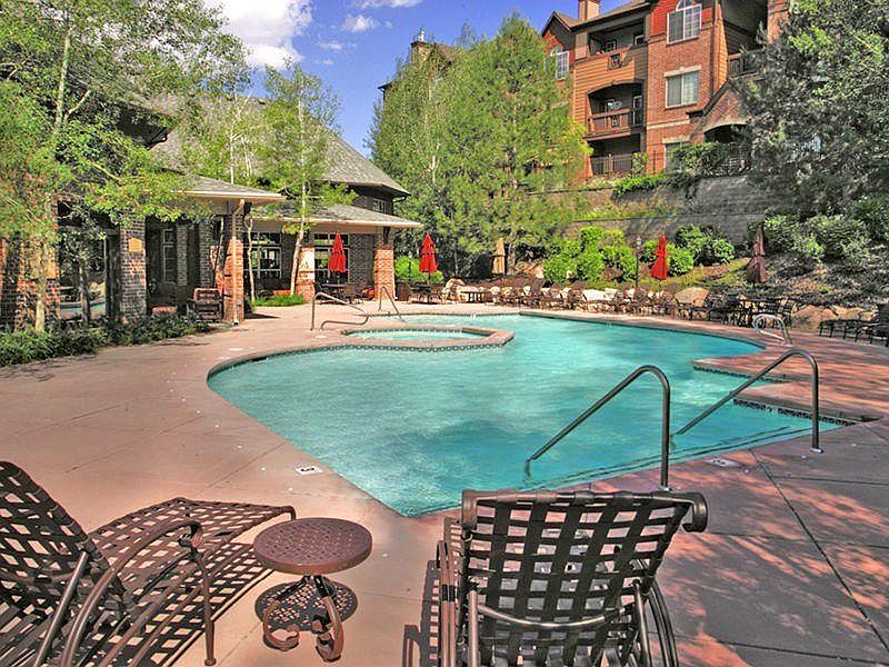 1st image of 2113 E Karin Ct APT 105