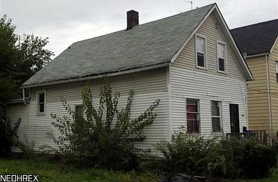 3rd image of 3864 E 57th St