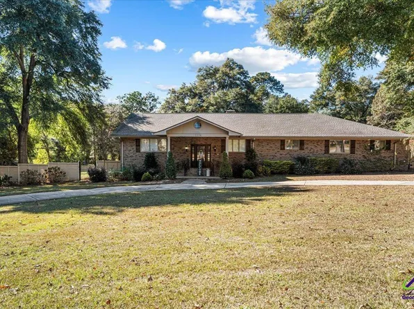 230 Tucker Rd, Warner Robins, GA 31088