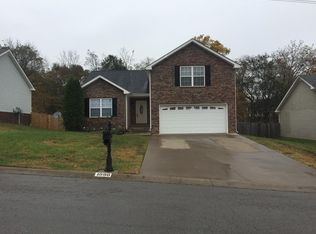 1696 Ridge Runner Ct, Clarksville, TN 37042