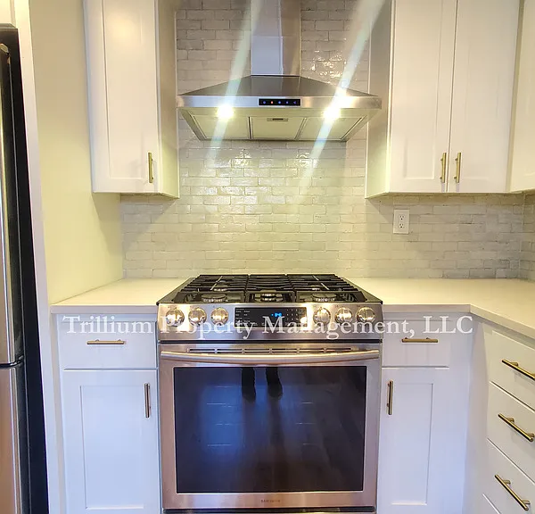 4835 N Willamette Blvd — Photo 7