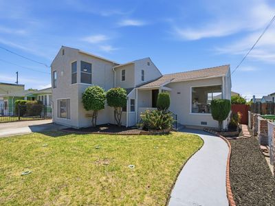 10517 Voltaire Ave, Oakland, CA, 94603