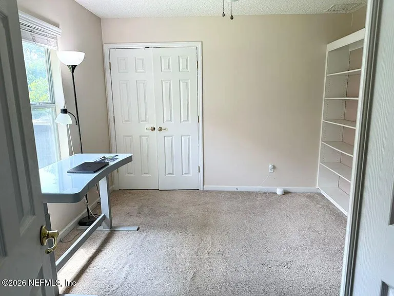 1932 Lyndhurst Dr — Photo 18
