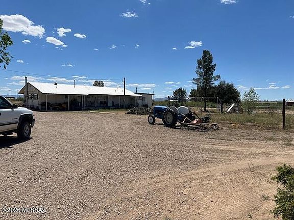 5th image of 3282 W Cox Rd