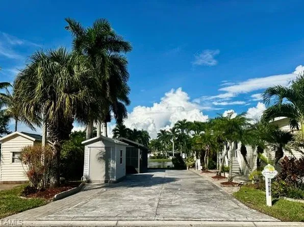1282 Silver Lakes BLVD, NAPLES, FL 34114
