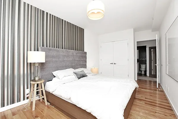 Sold by Remax Edge | media 14