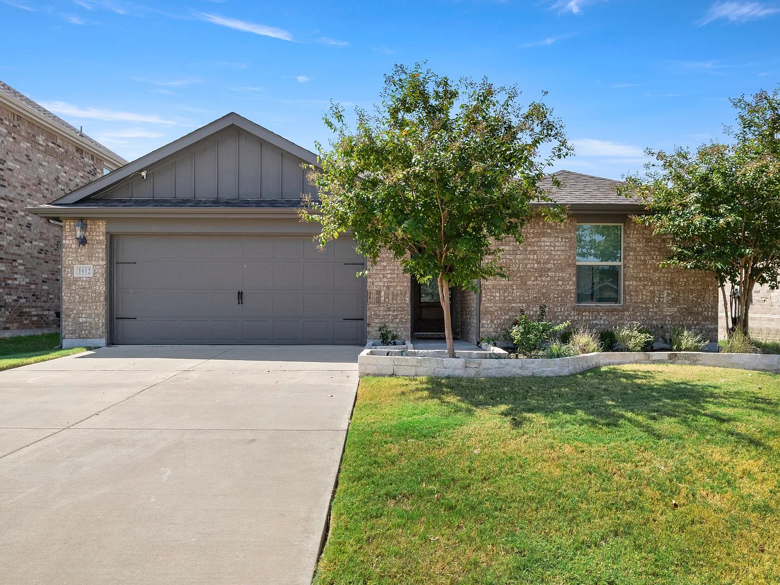 3 bed, 1659 sqft, $2,700 — Photo 1