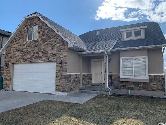 3rd image of 10407 N Tamarack Way