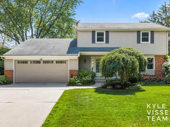 2032 Edgewood Ave SE, Grand Rapids, MI 49546