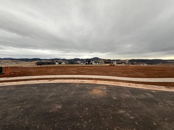 2927 SW Eetclover Cir, Spearfish, SD 57783