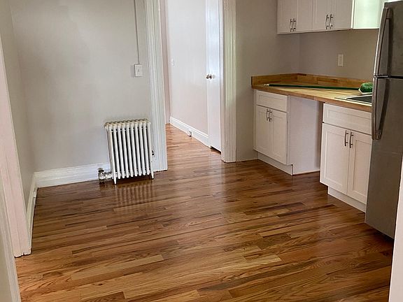 2nd image of 22 Llewellyn Ave #1