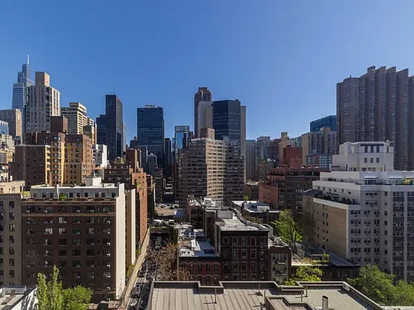 225 East 34th Street 14C image 16 of 17