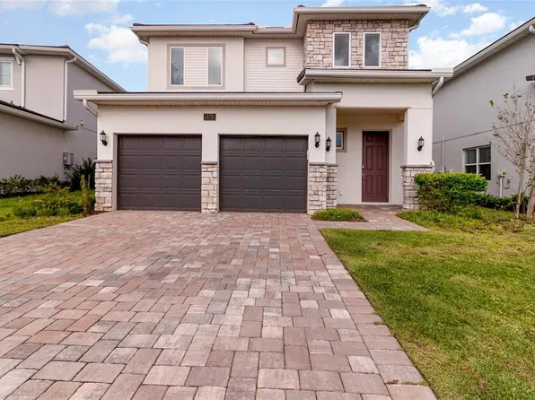 15701 Vetta Dr, Montverde, FL 34756