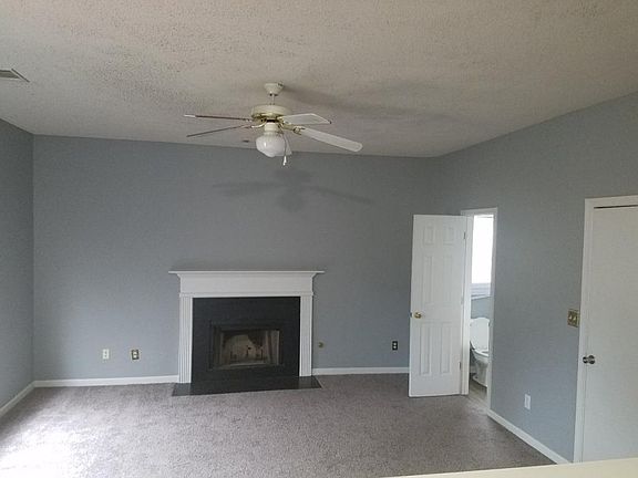 3rd image of 5978 Idlewood Pl