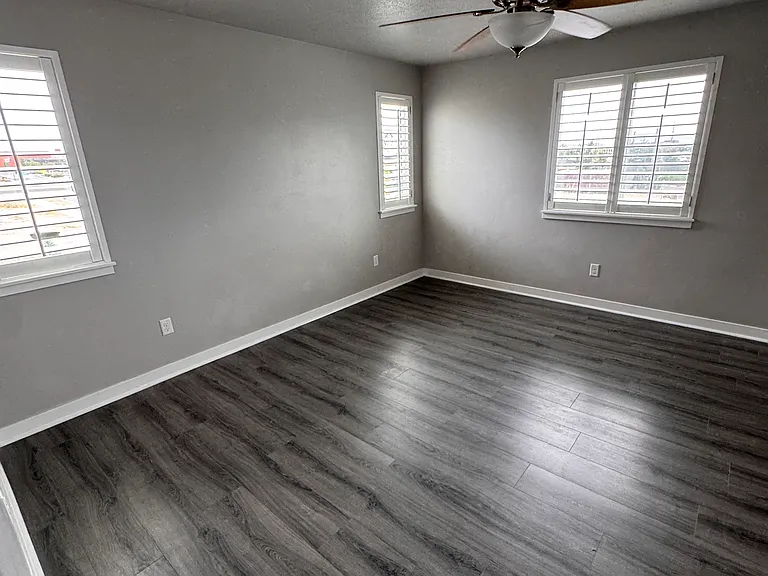 11817 S Rushmore Park Ln — Photo 16