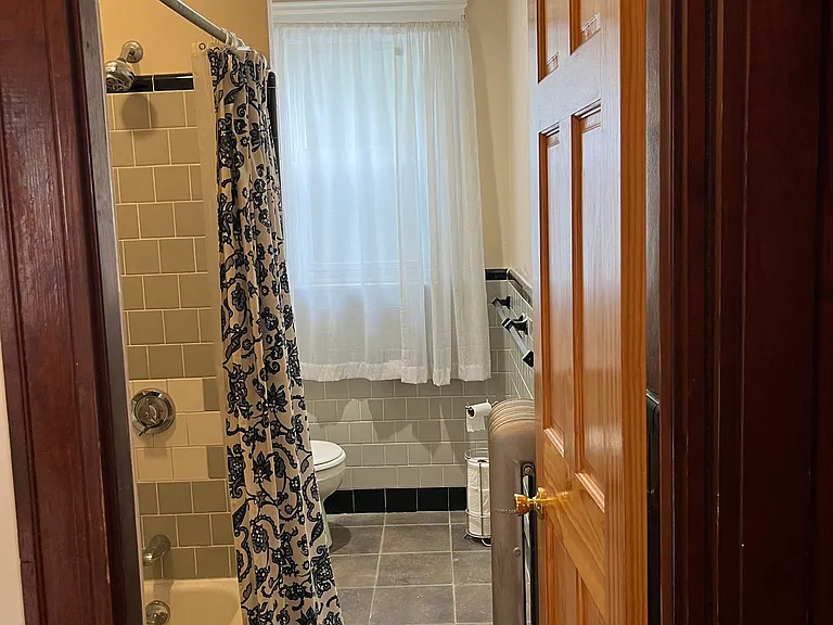 9 Chestnut St #1 — Photo 16
