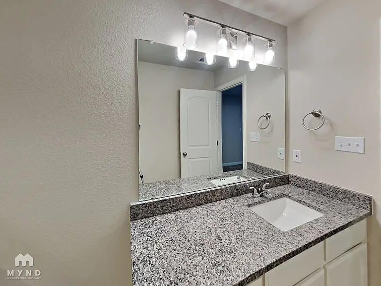 724 Rolling Terrace Cir — Photo 10