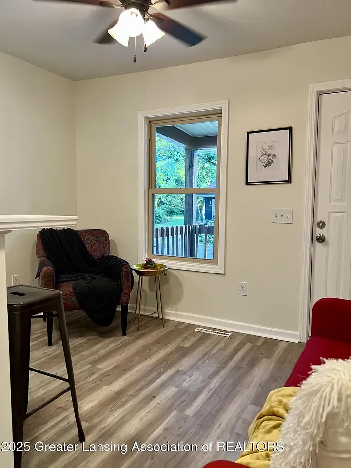 2 bed, 540 sqft, $1,375 — Photo 4